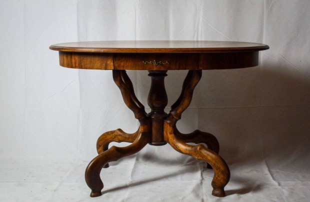 Antik pklb asztal (restaurlt)
