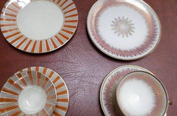 Antik porcelán csésze tányér készlet Gyönyörű