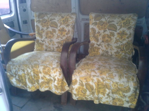 Antik rgi szp fa karfs fotel fotelek rgi eredeti szvet huzattal