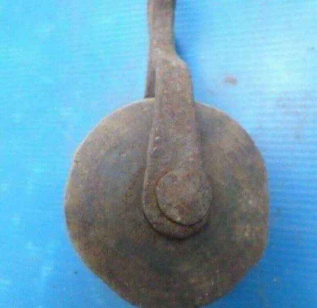 Antik vas csiga