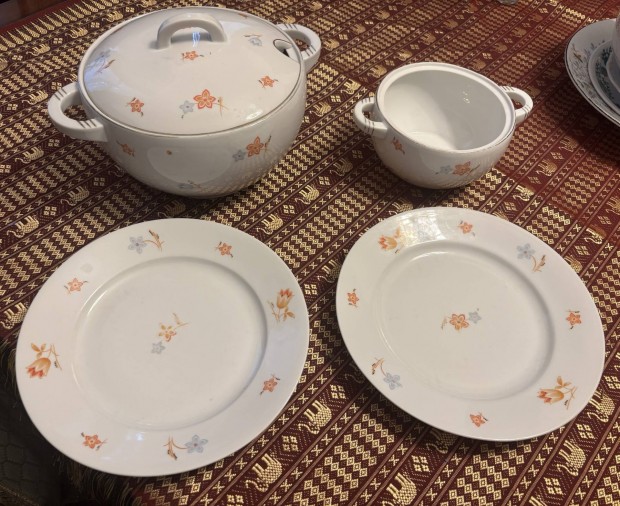 Antik zsolnay porcelan tnyrok s leveses Tlak 