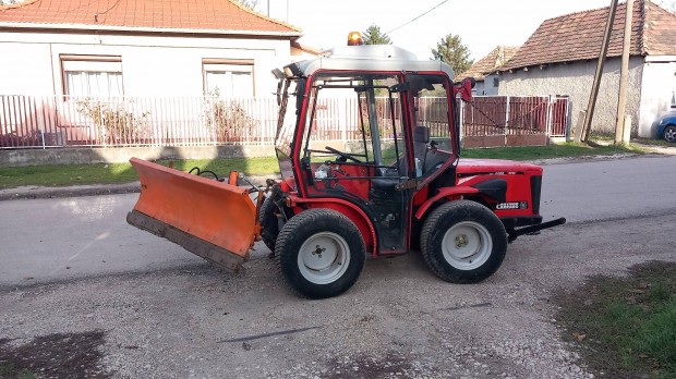 Antonio carraro 440TR