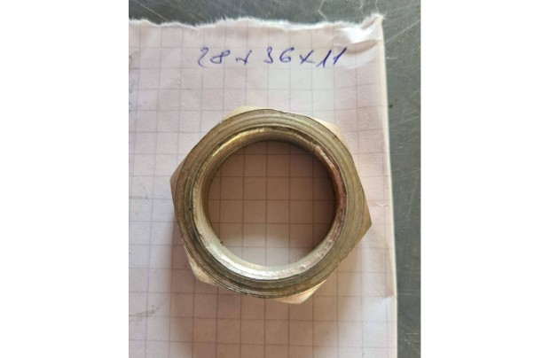 Anya 28x36x11 mm