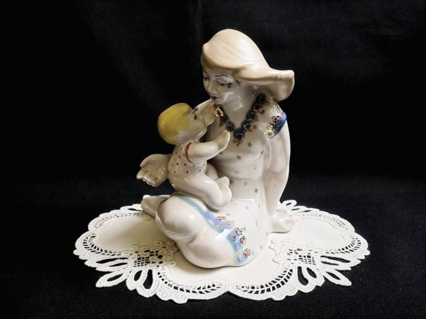 Anya gyermekvel Rgi Orosz porceln figura