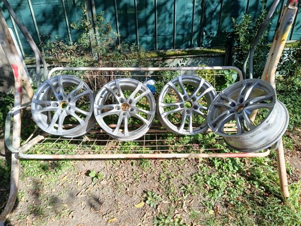 Anzio 17", 5x114,3 konnyufem felni szett