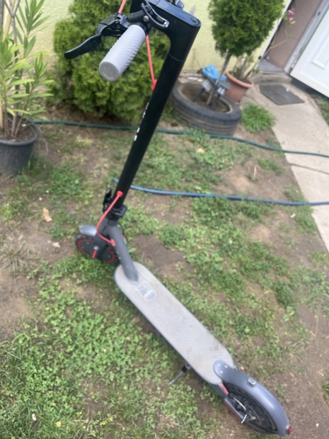Aovopro Elektromos roller