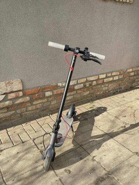 Aovopro elektromos roller 