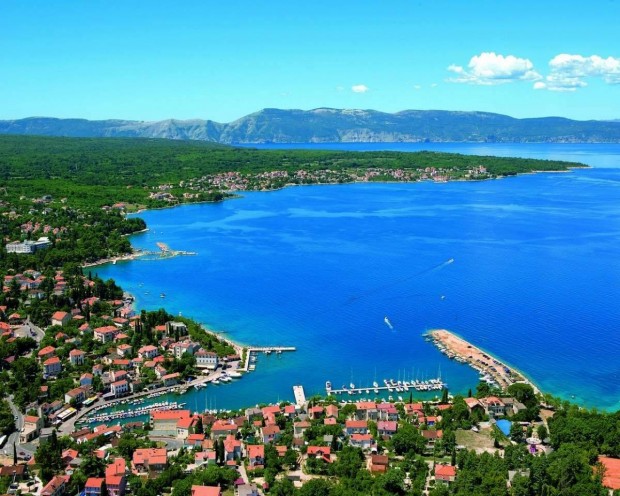 Apartmanok Malinskában a Krk-szigeten, Horvátországban