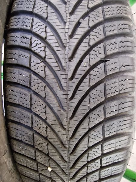 Apollo 185/60R15 ALNAC 4G WINTER 6mm DOT19 hasznlt gumi HG13473 tl