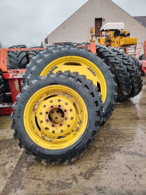 �pol� ker�kgarnit�ra 11,2R46 230/95R32