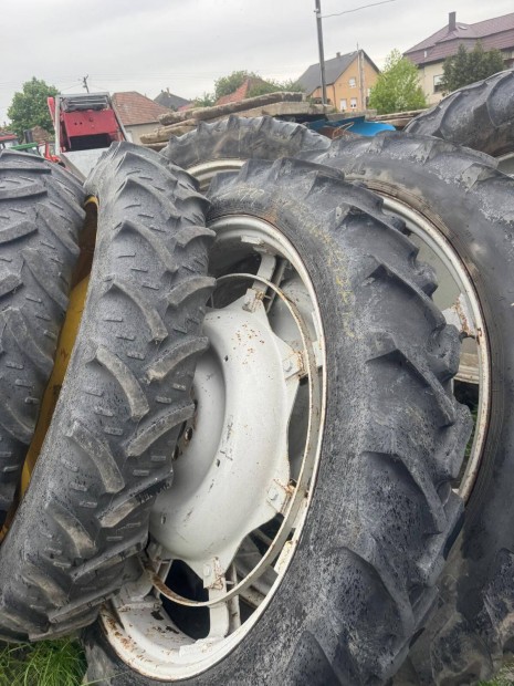 Ápolókerék , Művelőkerék MTZ -re 1Pár 230/95R48 9,5-48 méretben