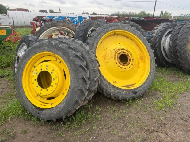 Ápolókerék , Művelőkerék New Holland, John Deere , Claas , Fendt, stb