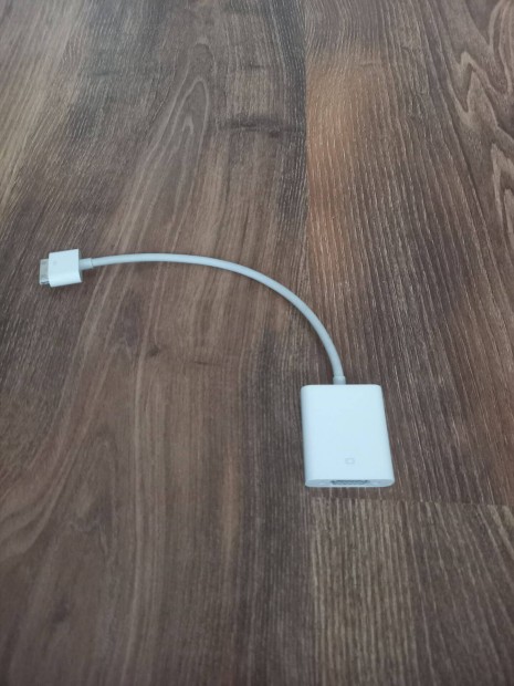 Apple 30-pin to VGA Adapter (A1368)
