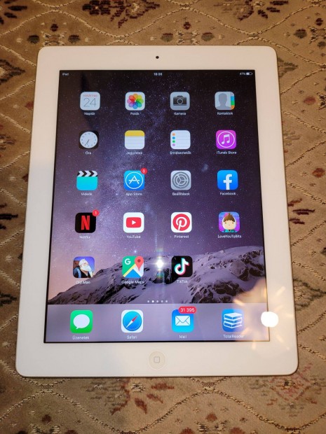 Apple 9,7" - ipad (4th Gen) 32GB WiFi, fehr elad