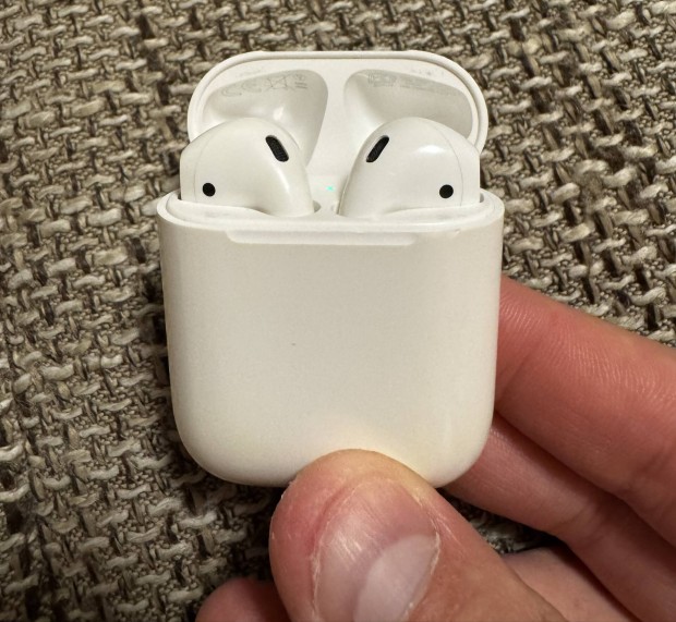 Apple Airpods 2.Genercis Vezetk Nlkli Flhallgat