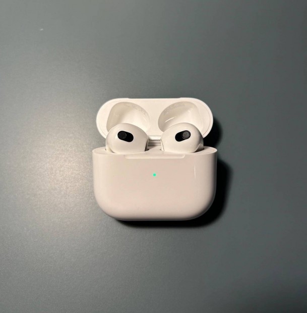 Apple Airpods 3 - Magsafe-tlttokkal (Eredeti)