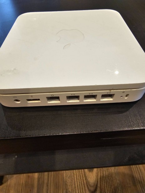 Apple Airport Extreme Base Station