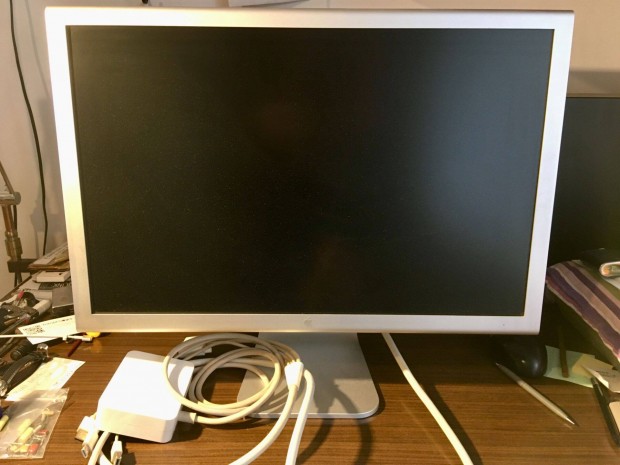 Apple Cinema Display 23" monitor