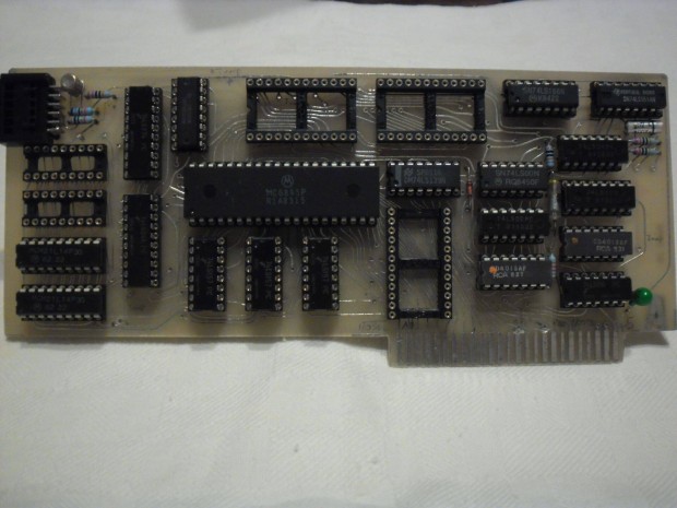 Apple II plus szmtgp 80 karakteres bvt krtya