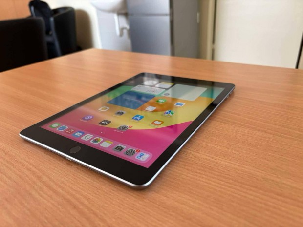 Apple Ipad 6 gen tablet elad, retina kijelzvel, hibtlan llapotban 