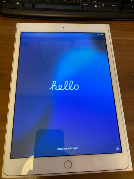 Apple Ipad 8th Gen (8. generci) 10.2 128GB