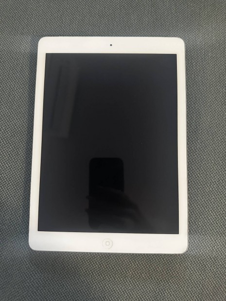 Apple Ipad Air 16GB (1475)