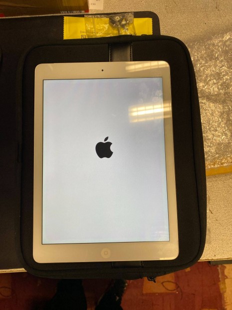 Apple Ipad Air 1 9,7"-os TAB eladó !!