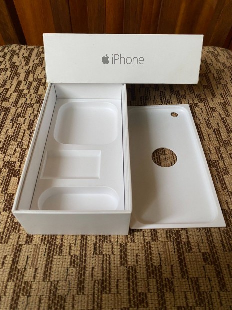 Apple Iphone 6 Space Gray 16GB doboz paprokkal