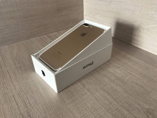 Apple Iphone 7 Plus, Gold, 128 GB, (szinte) j, Ajndkokkal