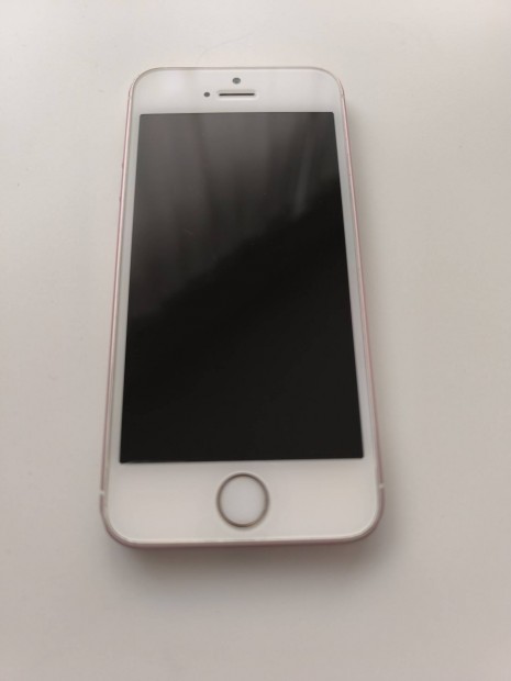 Apple Iphone SE Model: A1723 32GB + 2 hnap garancia