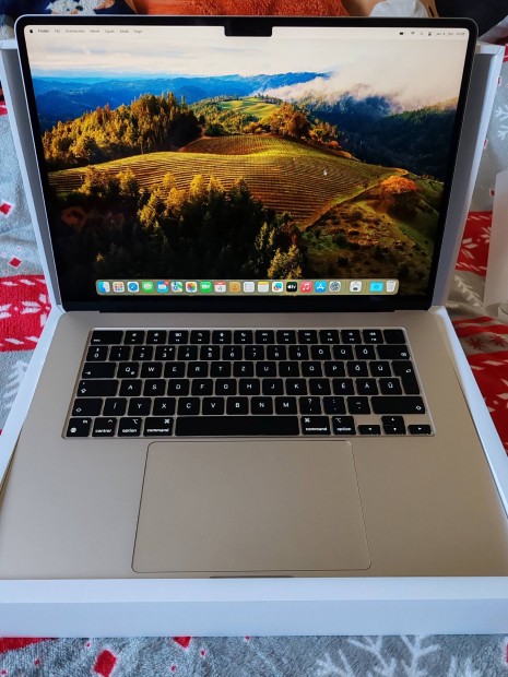 Apple Mac Book Air 2023  M2 15 hvelykes 256 GB 