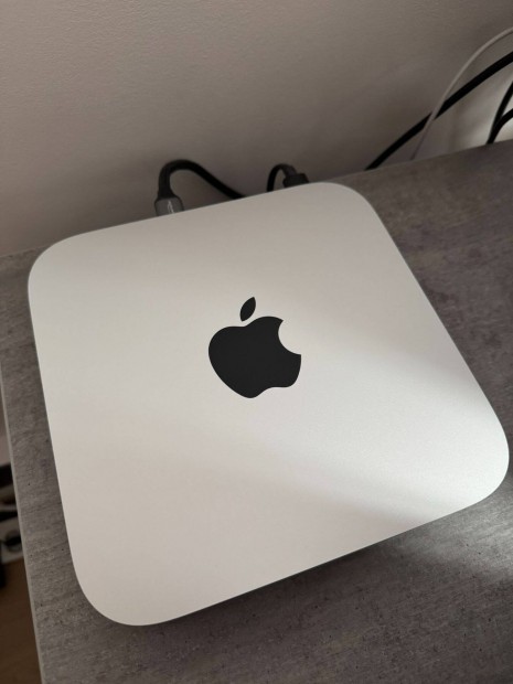 Apple Mac mini (M2, 2023)