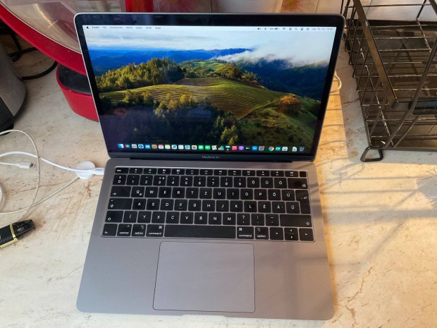 Apple Macbook Air 13 Retina használt