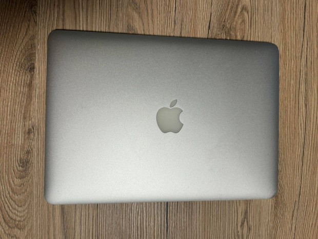 Apple Macbook Air 13" Mid 2012