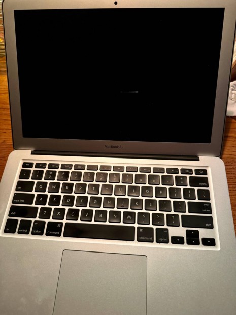 Apple Macbook Air 2012, 8GB RAM, 256SSD, garancilis akku 2 ciklus