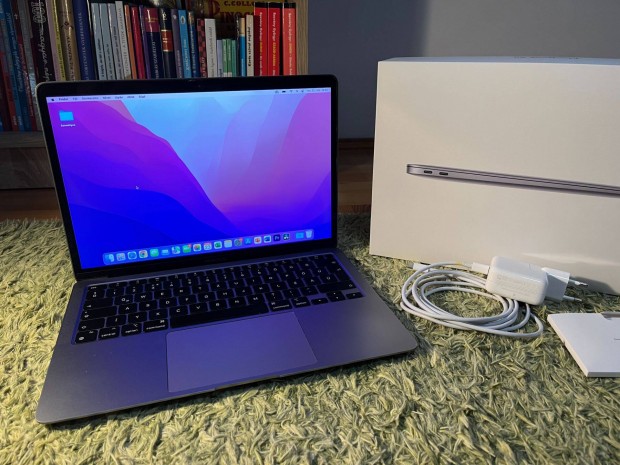 Apple Macbook Air 2020 / M1, 256GB SSD, 8GB RAM / asztroszrke