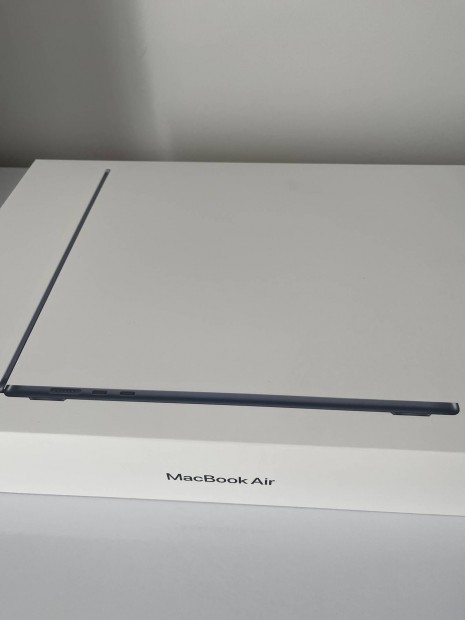Apple Macbook Air 2024 elad!