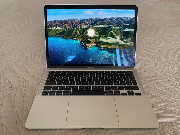 Apple Macbook Air M1