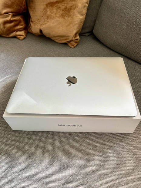 Apple Macbook Air M1, 2TB-os SSD, 16 GB memria