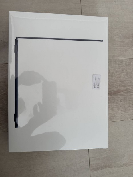 Apple Macbook M2 256gb