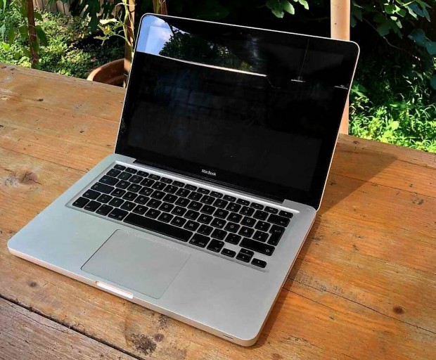 Apple Macbook Pro