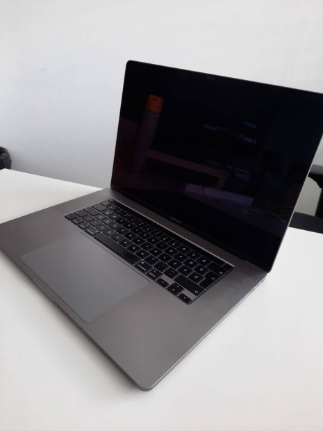 Apple Macbook Pro 16" - 2019 - Hasznlt, j llapot