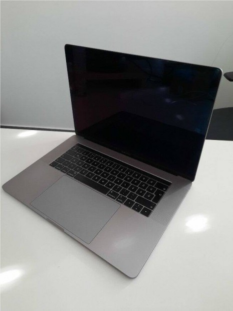 Apple Macbook Pro 16" - 2019 - Hasznlt, j llapot