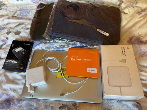 Apple Macbook Pro 2015 (A1502), 13 col i7, 16Gb Ram, 1 TB SSD