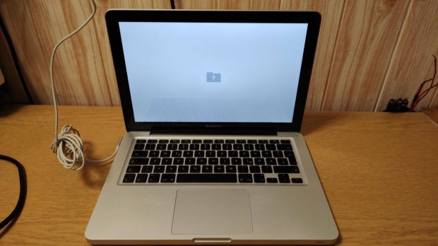 Apple Macbook Pro notebook, hdd nlkl, tltvel