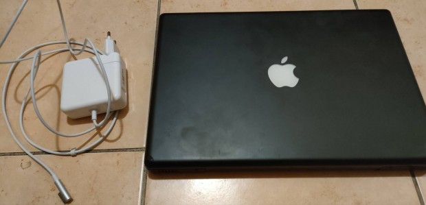 Apple Macbook/Tltvel/J Akkumultorral 