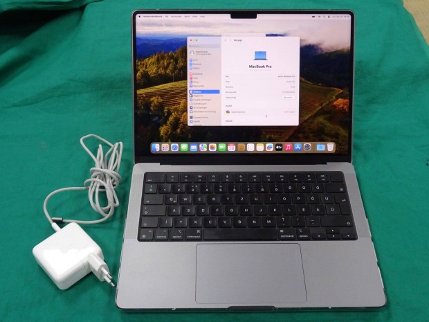 Apple Macbook pro 14"2023 M3 8gb 512ssd Gyri garancival