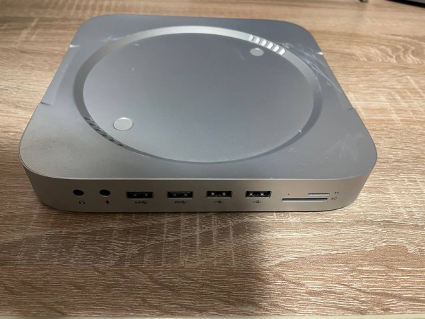 Apple Macmini USB-C dokkol