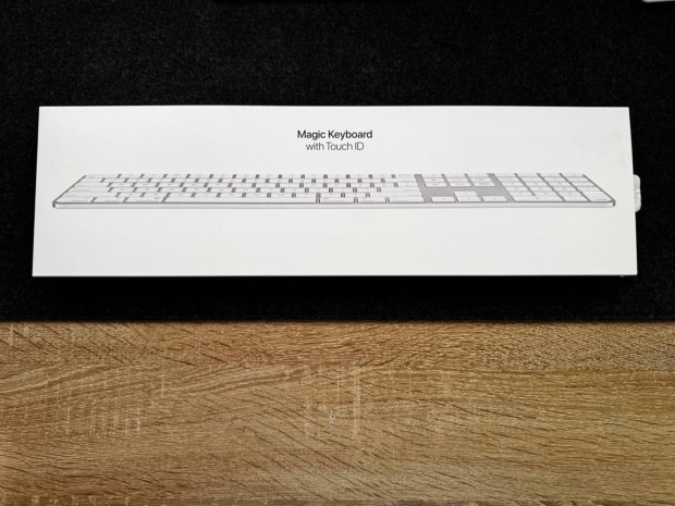 Apple Magic Keyboard with Touch ID and Numeric Keypad