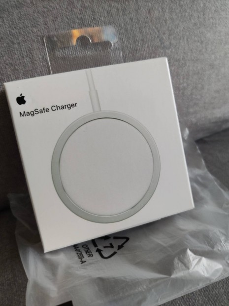 Apple Magsafe Charger j!
